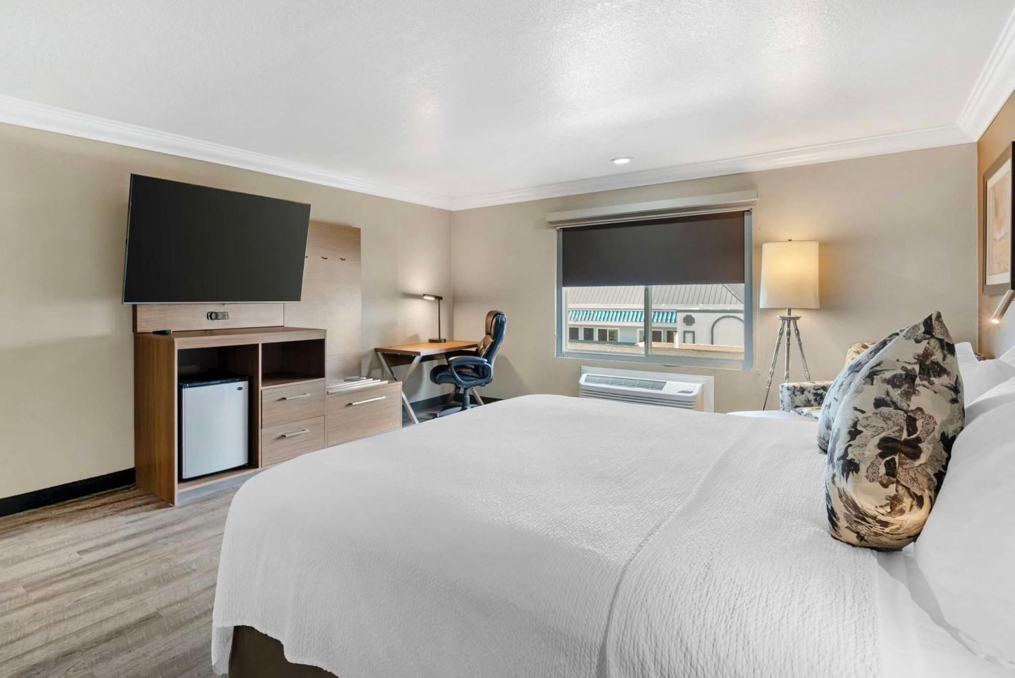 Best Western Plus Newport Mesa Inn Коста-Меса Екстер'єр фото