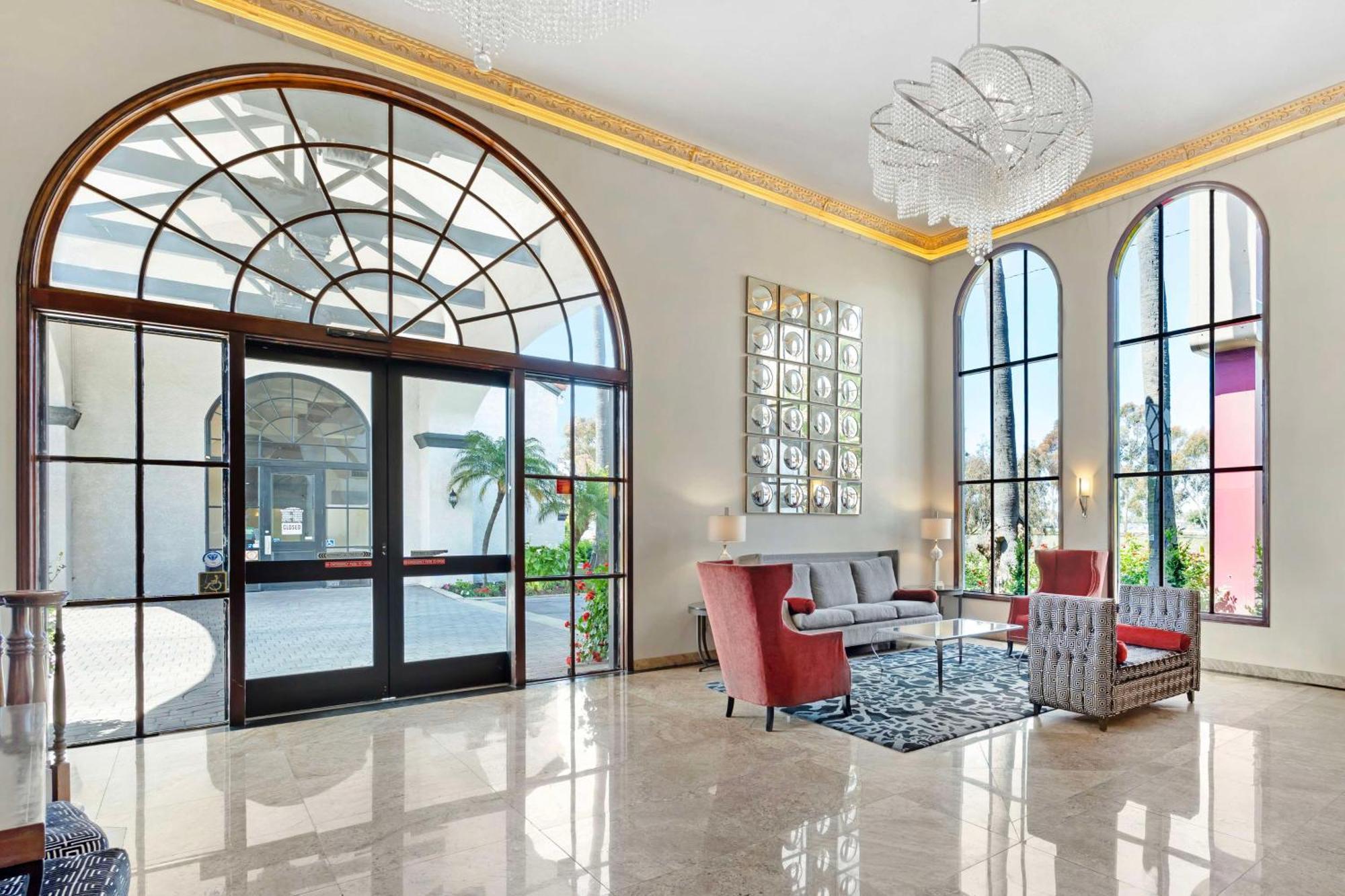 Best Western Plus Newport Mesa Inn Коста-Меса Екстер'єр фото