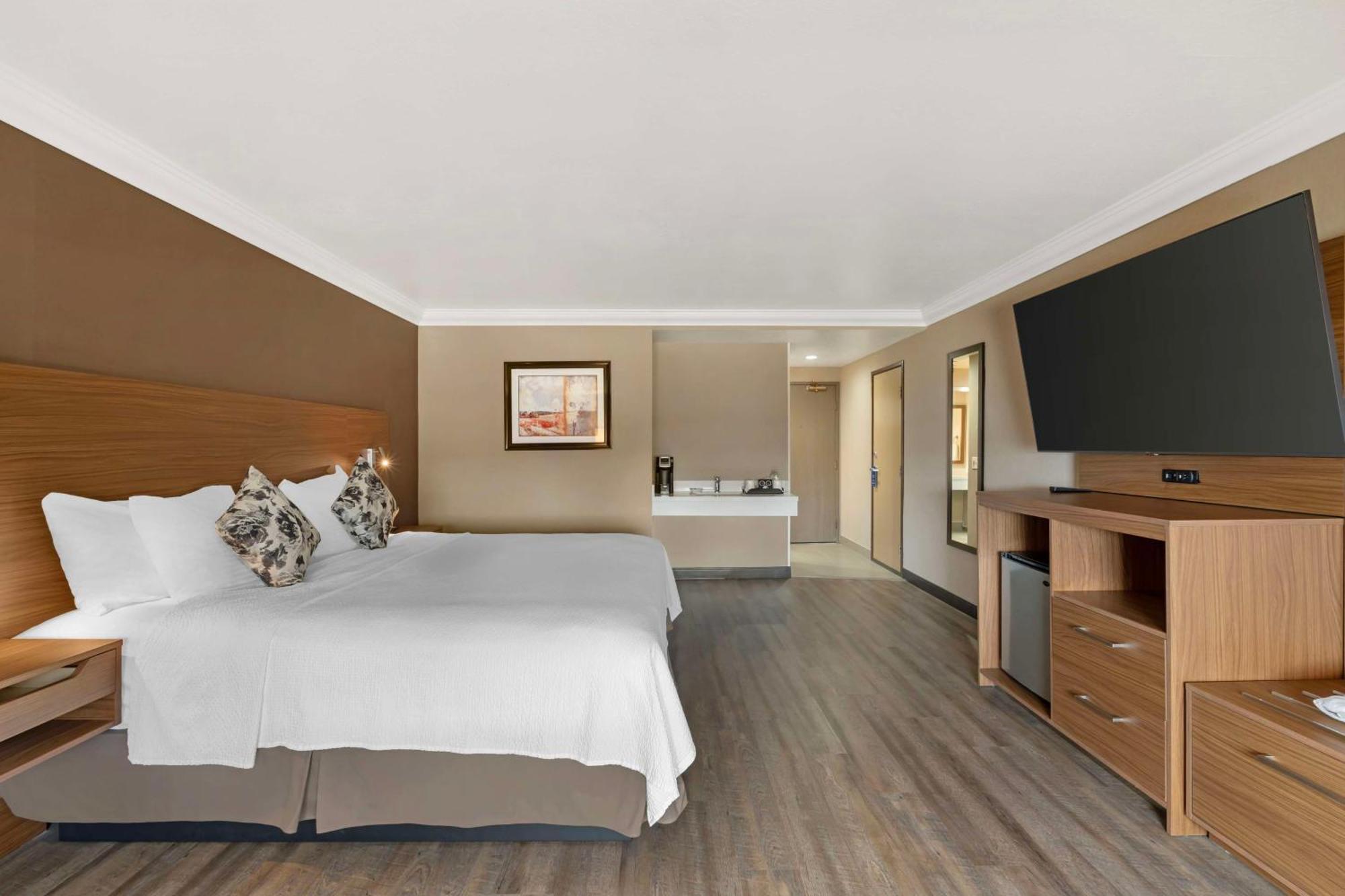 Best Western Plus Newport Mesa Inn Коста-Меса Екстер'єр фото