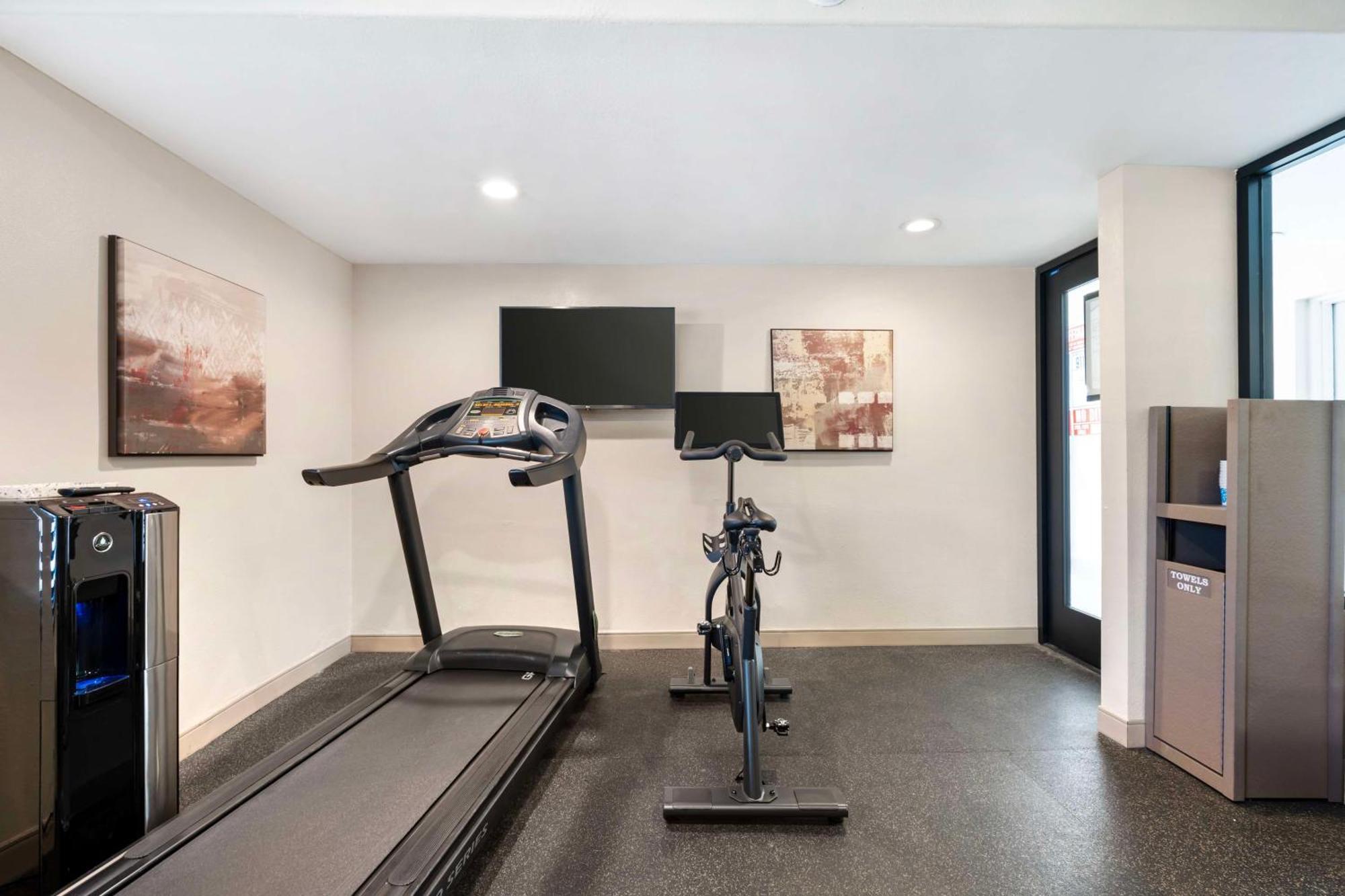 Best Western Plus Newport Mesa Inn Коста-Меса Екстер'єр фото