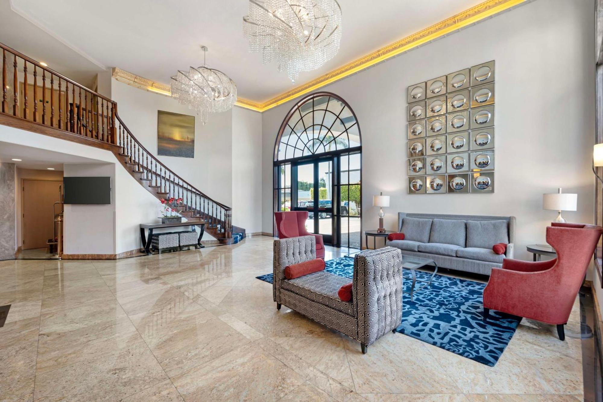 Best Western Plus Newport Mesa Inn Коста-Меса Екстер'єр фото