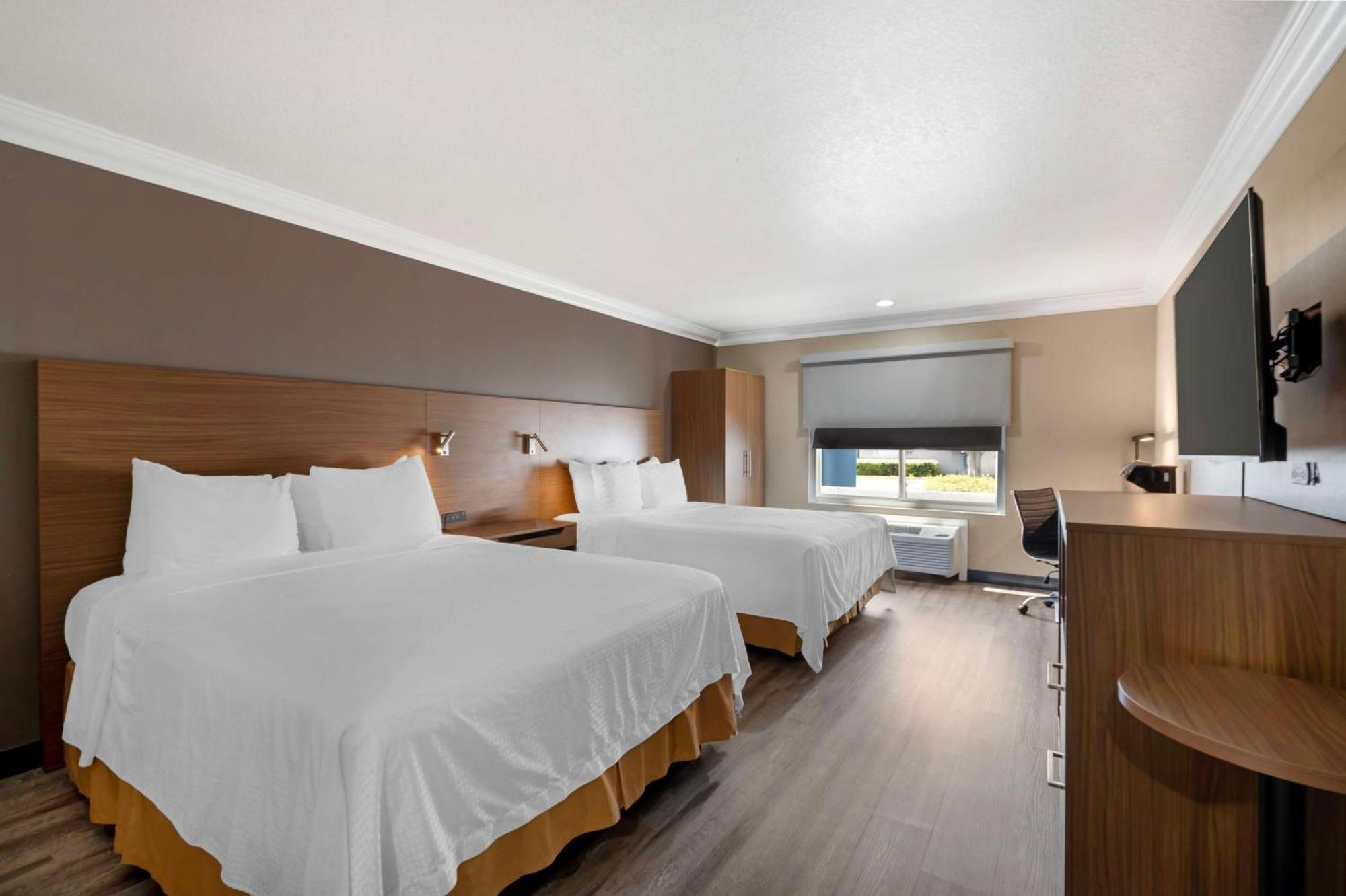 Best Western Plus Newport Mesa Inn Коста-Меса Екстер'єр фото