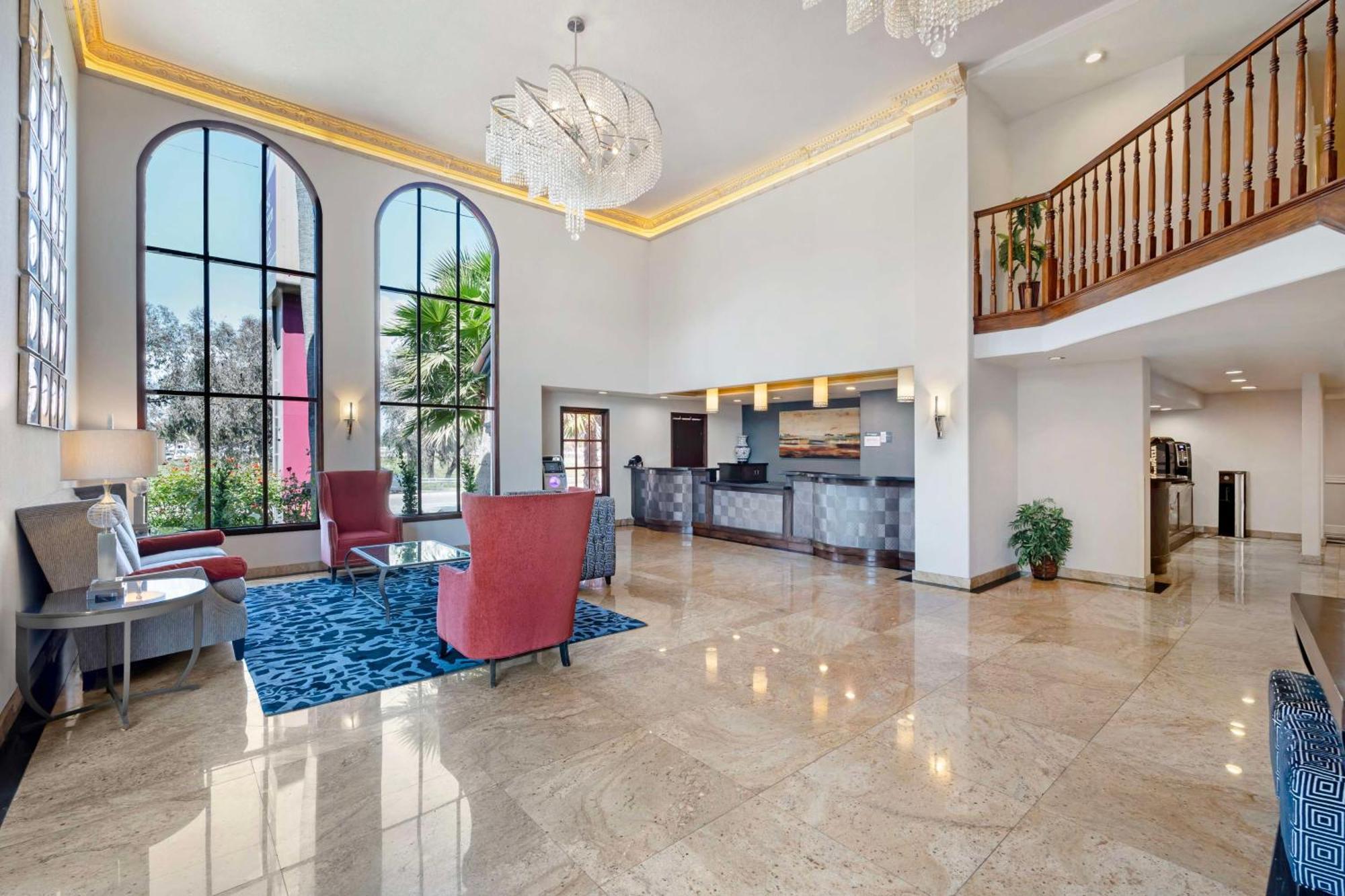 Best Western Plus Newport Mesa Inn Коста-Меса Екстер'єр фото