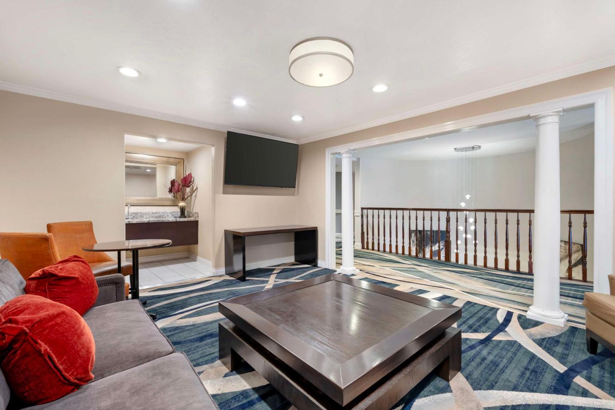 Best Western Plus Newport Mesa Inn Коста-Меса Екстер'єр фото